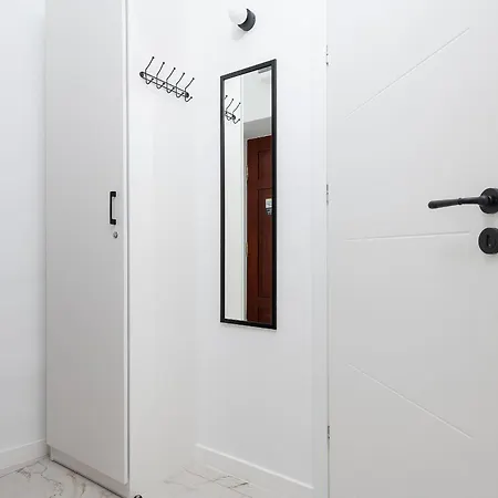 Cozy Malta With Parking - Rentujemy 포즈난